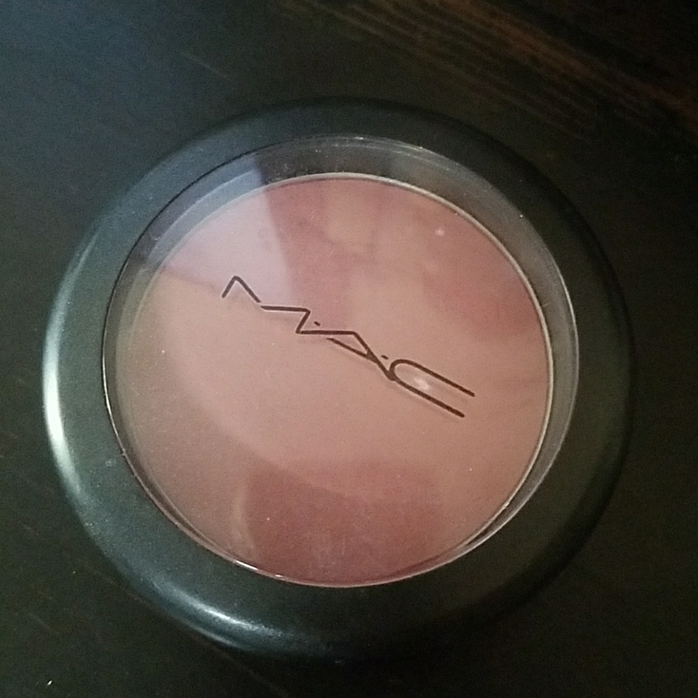 MAC Blush